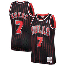 Load image into Gallery viewer, Toni Kukoc Chicago Bulls Mitchell &amp; Ness 1995-96 Hardwood Classics Swingman Jersey – Black